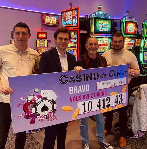 Chèque du gagnant de 10 000 euros au casino de Cayeux sur mer